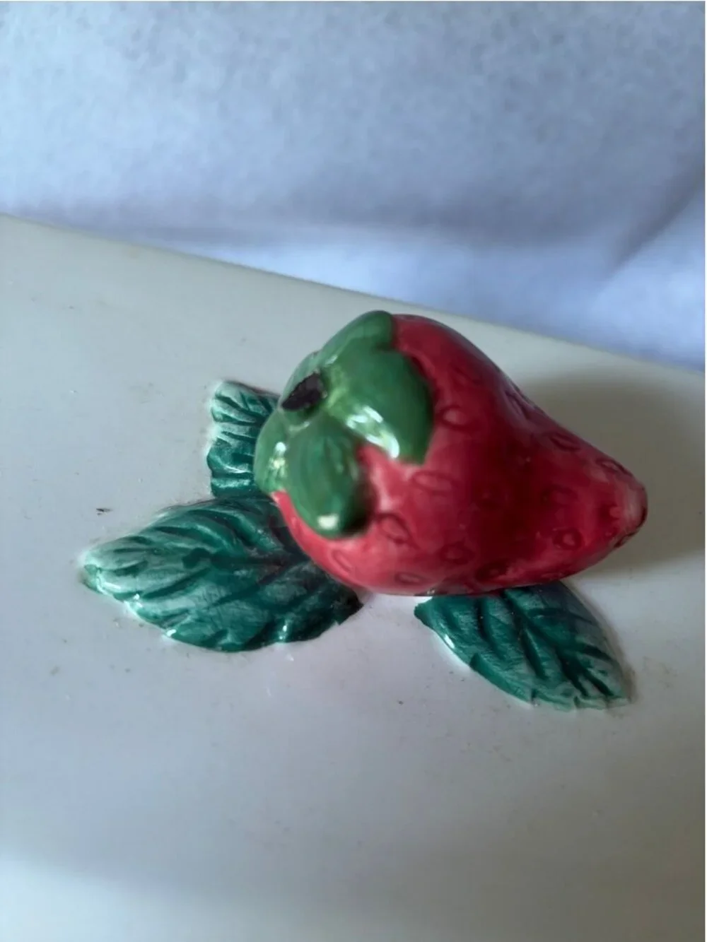 strawberry vintage ceramic bread box cottage core hand painted Country kitchen
